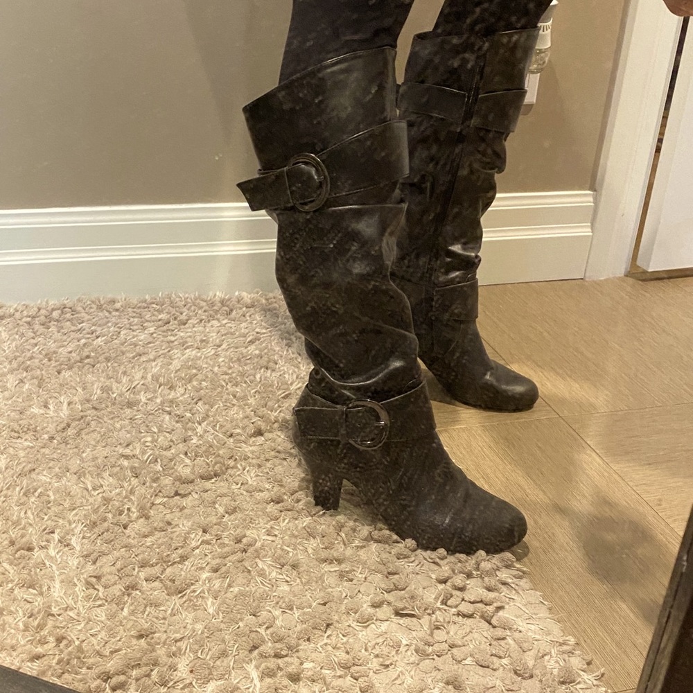 Black boots